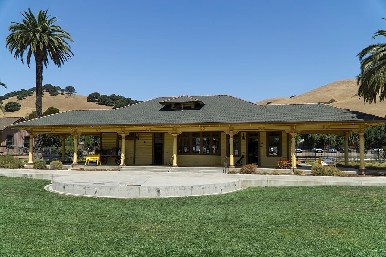Niles Depot Museum and the surrounding plaza in Fremont.