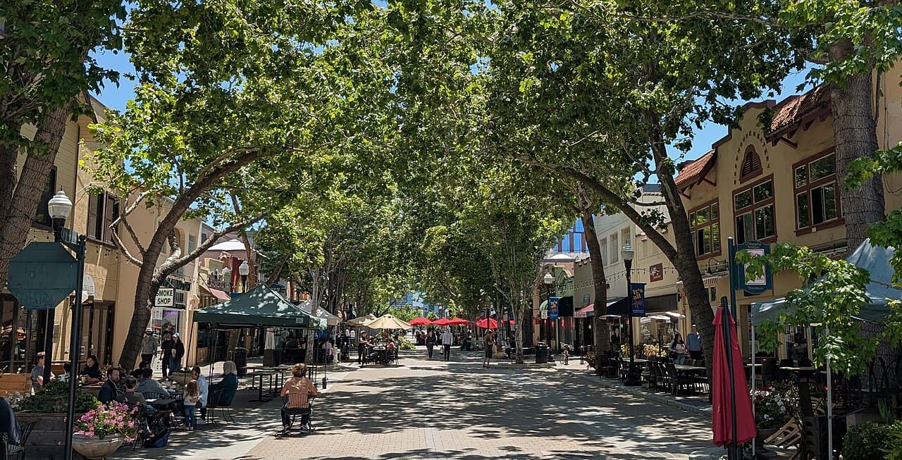 Historic Murphy Avenue in downtown Sunnyvale.